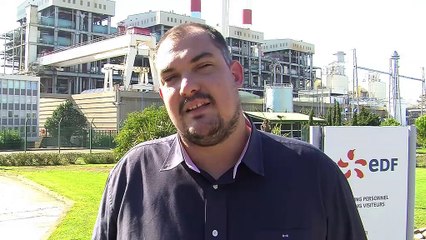 Christophe Cortie, directeur de la centrale de Ponteau, invite le public à visiter le site