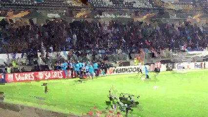 Patrice Evra pris à partie par des supporters olympiens a perdu son sang-froid à Guimarães