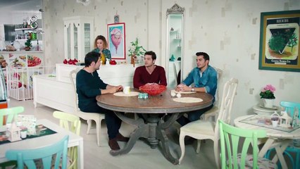 Kaçak Gelinler 22 Bölüm - Şebnem’e açılamayan Selim’in dostları yanında!