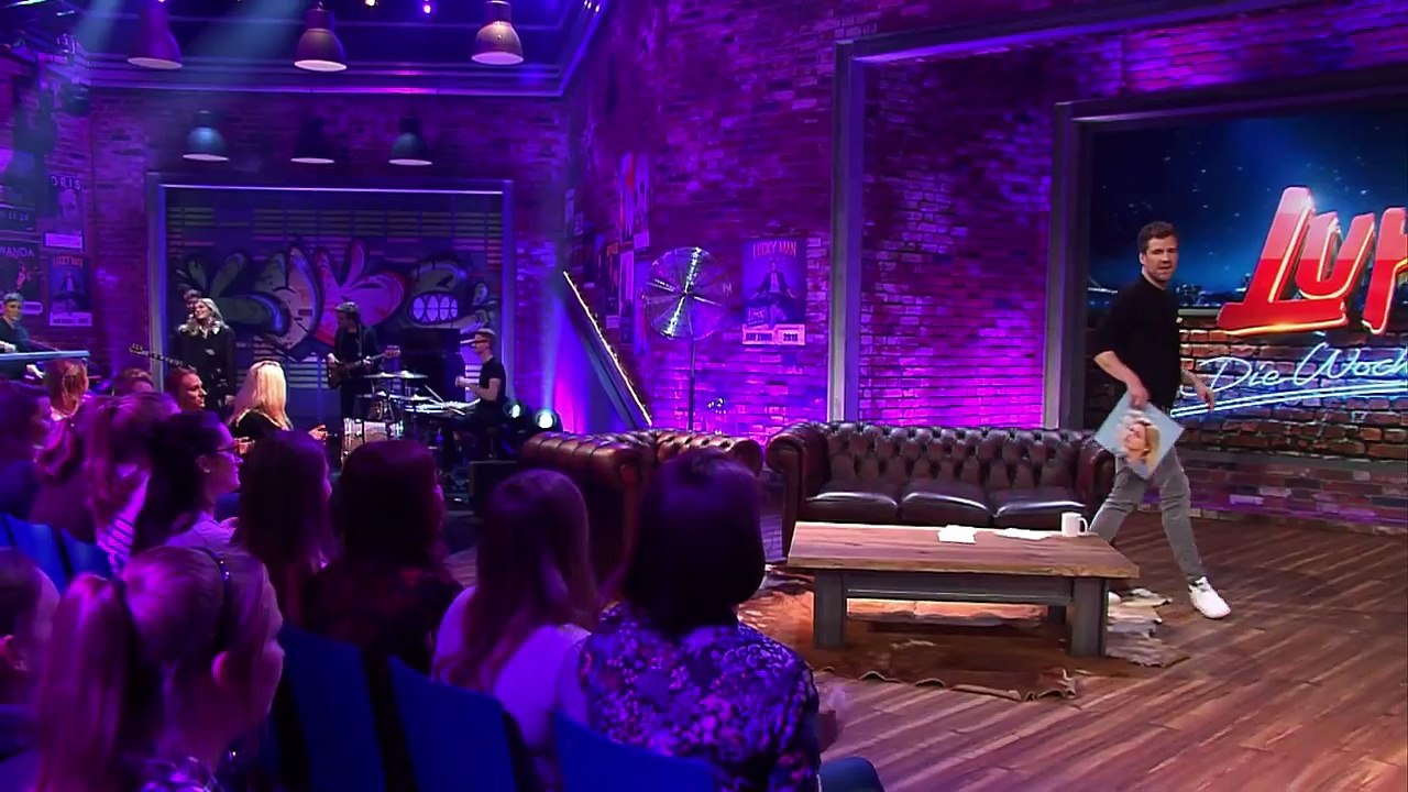 Louane bei Sat 1_Karaoke