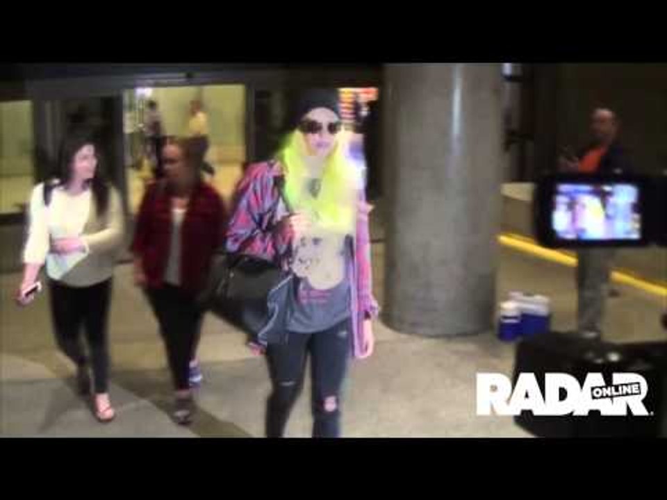 Kesha seen arriving at LAX airport