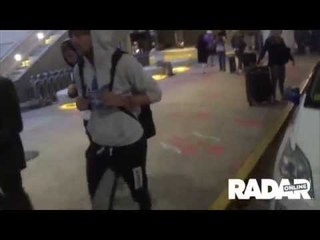 Louis Tomlinson arrives at LAX aiport