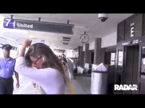Gisele Bündchen at LAX