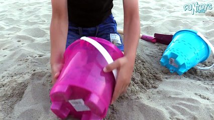 Learn Colors with Shovel Toys for Children, Toddlers and Babies _ Play Beach Kids Outdoor Playground-jeQNjHzTyA0