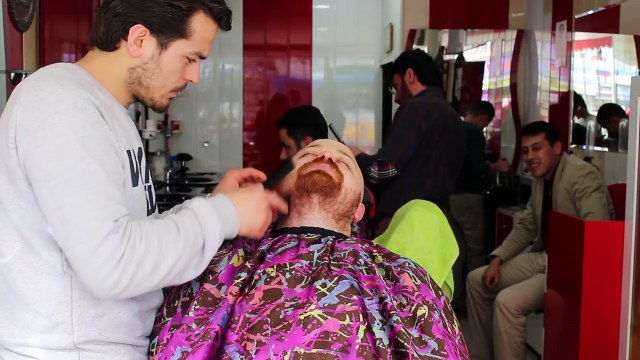 TURKISH ASMR BARBER (HEADSHAVE + BEARD CUT + PEELING + SHAMPOO ) (NO TALKİNG)