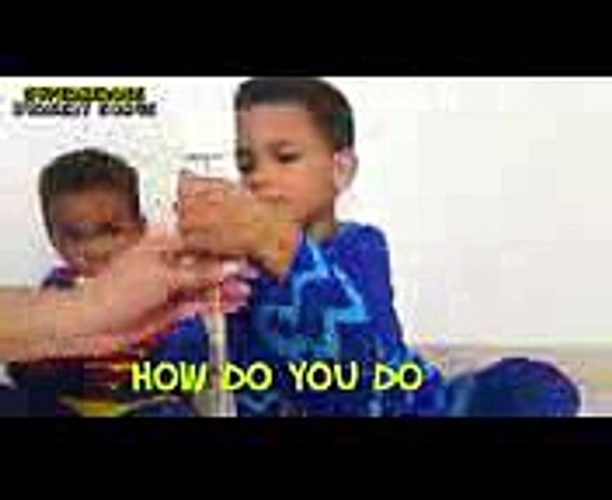 Bad baby brothers fight! Baddest kid steals tantrum crybaby candy- Johny & finger learn colors song