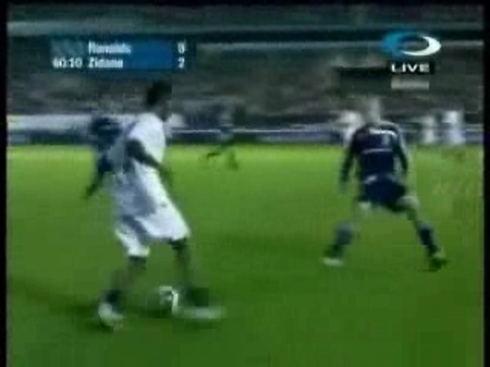 Ronaldo 2- 2 Zidane