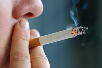 Cinéma français : la fin des cigarettes à l'écran ?