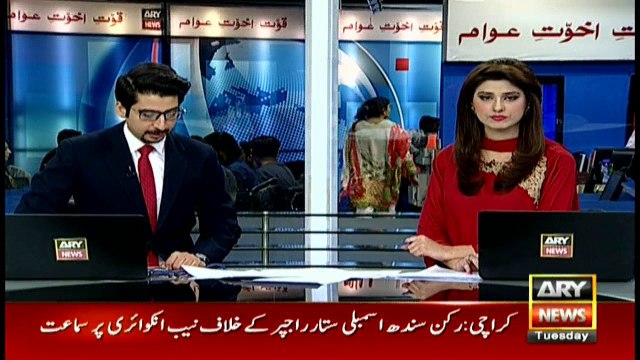 Tanker crashes into a house in Korangi, six injured and a woman died in the incident