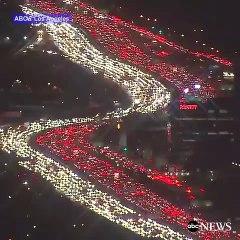 Un bouchon monstre à Los Angeles la veille de Thanksgiving