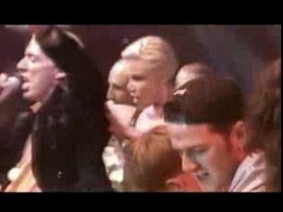 Les Worlds Apart Love Message