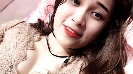 Ngực to thì có gì sai khi mà đã đi nhấn mí