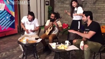 Urwa Hocane Dancing and Singing For Promotion of her Movie Rangreza