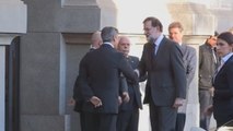 Rajoy asiste a la capilla ardiente del fiscal general del Estado