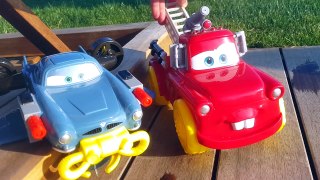 Water Toys Disney Cars 3 in the pool SPY AND YELLOW BUS McQueen & cars Hydro Wheels Fun cars for kid-gM1oQmDXwFk