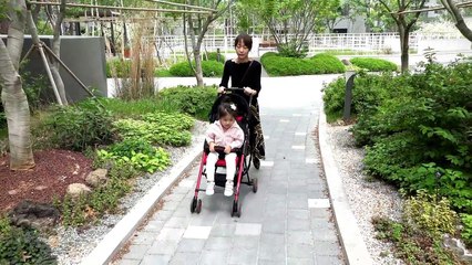 서은아 도와줘!! (거미 엄마의 복수) 거미를 함부로 해치면 안돼요 대왕거미 유모차 콩순이 공포주의 Giant spider