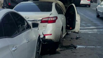 진주에서 승용차 등 차량 6대 잇따라 추돌 / YTN