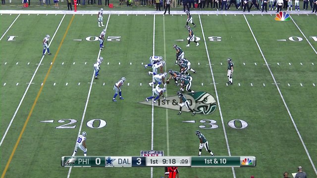 Kenjon Barner somehow keeps toes in bounds for 22-yard catch
