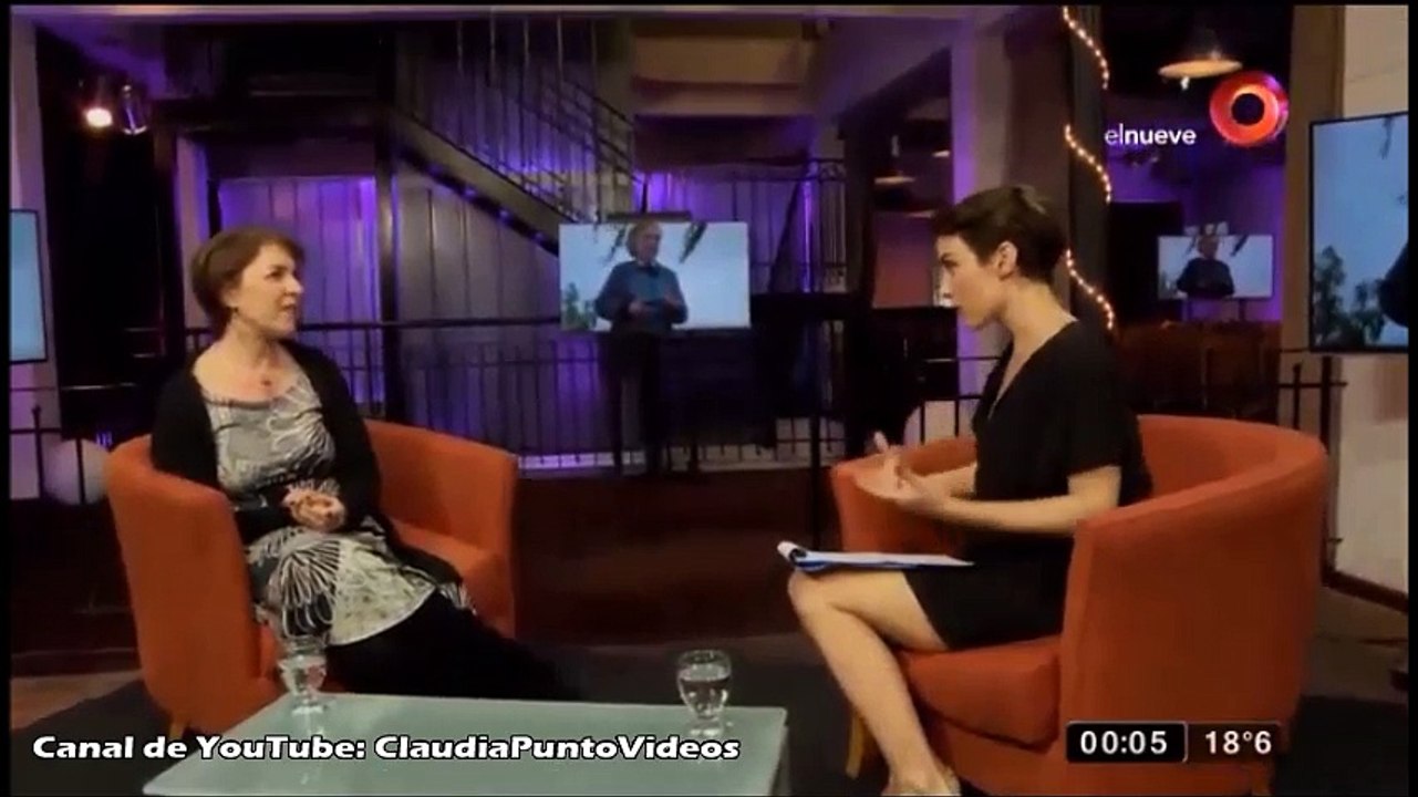 Como nunca lo viste" Entrevista a Noemí Frenkel Hablando de "Últimas imágenes del naufragio"