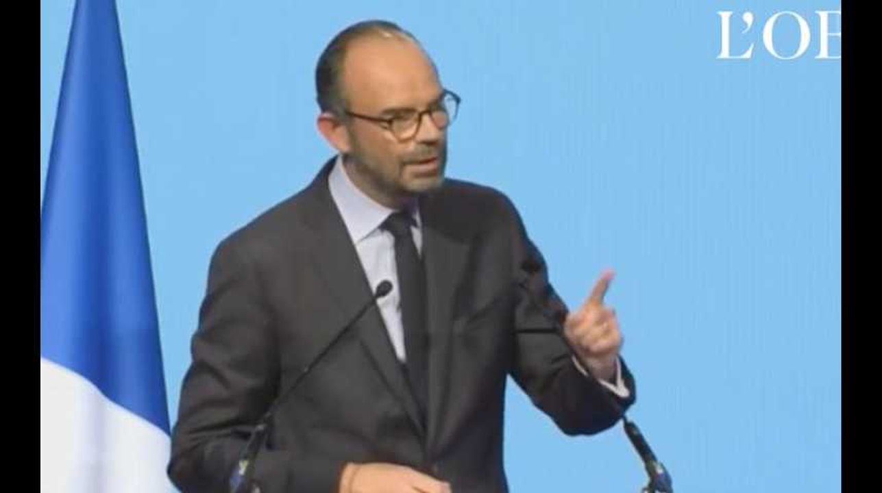 Edouard Philippe : "Les contrats aidés ne permettaient pas de sortir du chômage les personnes les moins qualifiées"