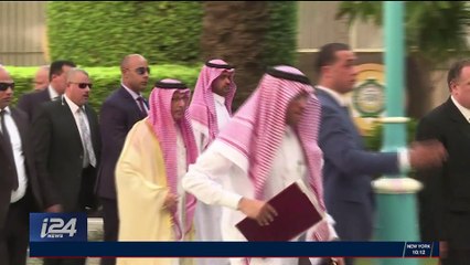 Diplomatie: Saad Hariri arrive au Caire