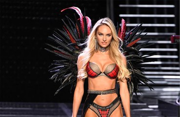 Candice Swanepoel makes Victoria's Secret comeback