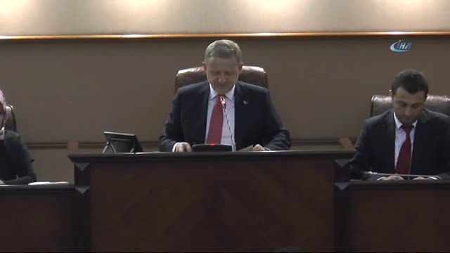 İstanbul Büyükşehir Belediyesi'nin Bütçesi 20 Milyar 100 Milyon Lira