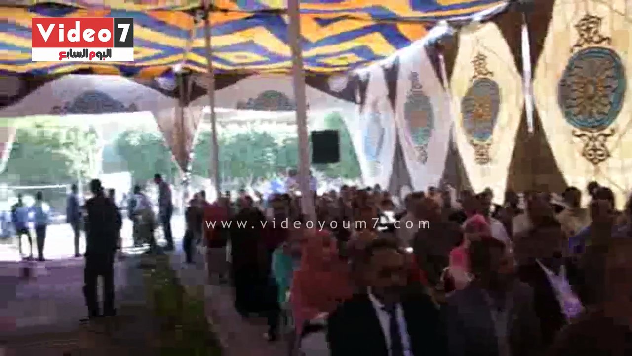 محافظ أسوان يشهد مهرجان الأنشطة الطلابية بالمدارس