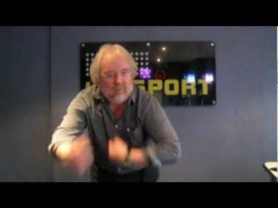 Mike Parry dancing to Rihanna's 'Rude Boy' in T.W.A.T