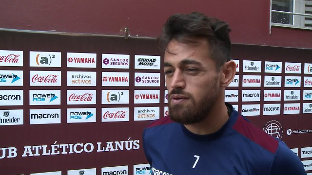 Lautaro Acosta y un sueño de gloria que eligió vivir con Lanús