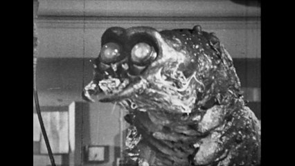 The Monster That Challenged the World (Super 8, 200ft.)