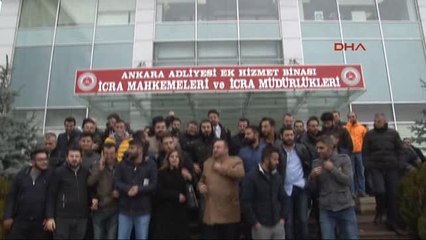 İcra Dairesine Alınmayan Avukat Katipleri Protesto Gösteri Yaptı