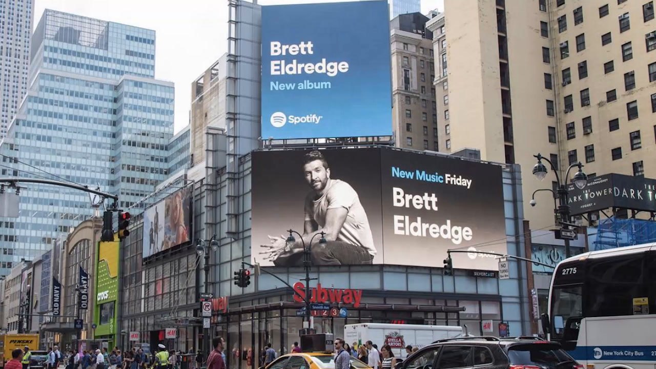 Watch: Brett Eldredge talks staying fit on the road, his love of hot sauce, and high-intensity training