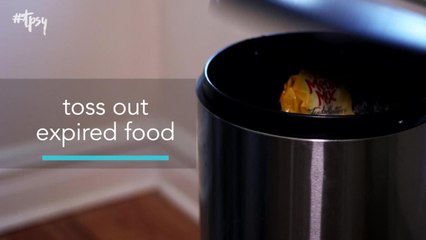 You Might Be Storing Your Pet's Food Wrong