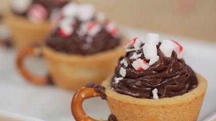 Curl Up on a Cold Day With This Peppermint Hot Chocolate Cookie Cup