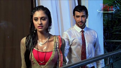 Sakshi and Karan aka Krystle D'Souza and Karan's HOT CONSUMATION SCENE_HD