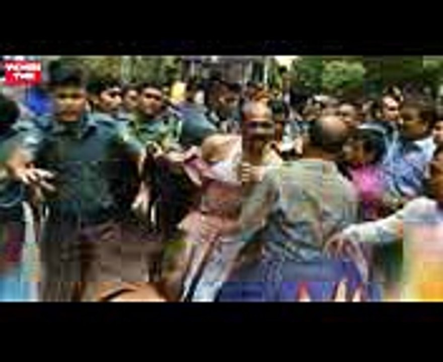 আমি শাকিব খানকে নিয়ে নতুন সিনেমা বানাবো পারলে আমাকে কেও ঠেকা দেখি ! রেগে এ কি বললেন এবার আব্দুল আজিজ