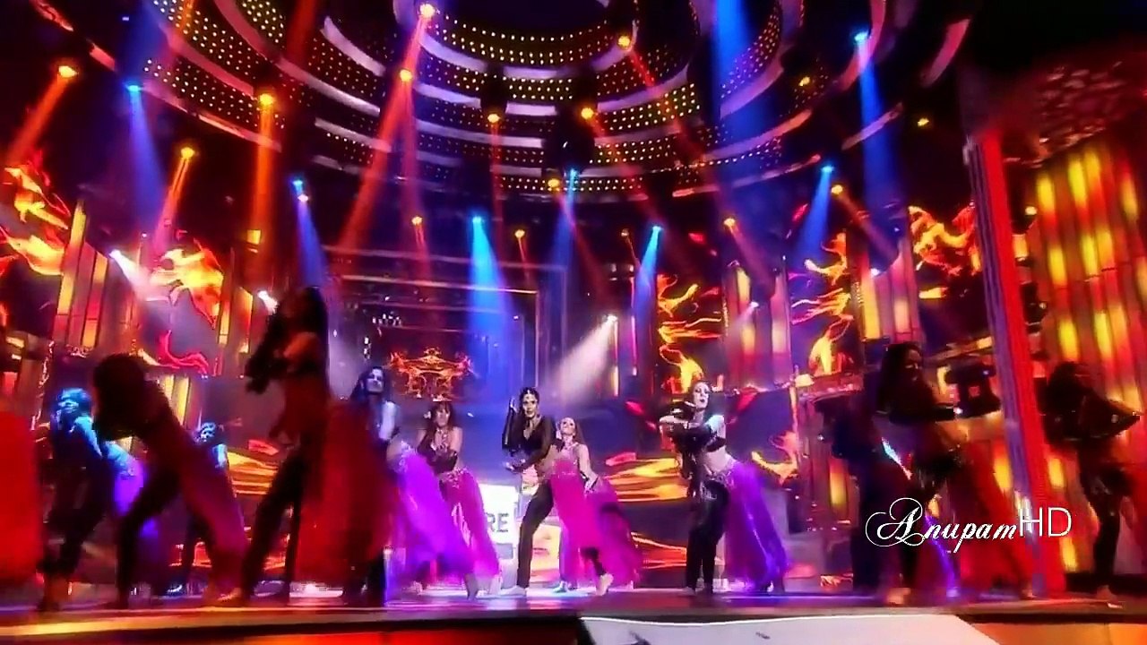 Katrina Kaif Belly Dance at Filmfare Awards 2013. Hotest Tummy Exposure - HD