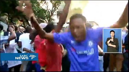 BREAKING NEWS - Celebrations in Zimbabwe as Mugabe resigns-_yjs6P9EGco