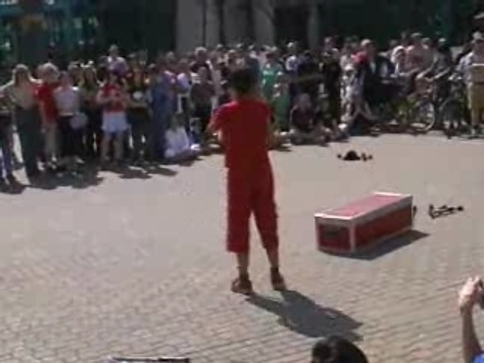 Dangerous Dan   Contortion
