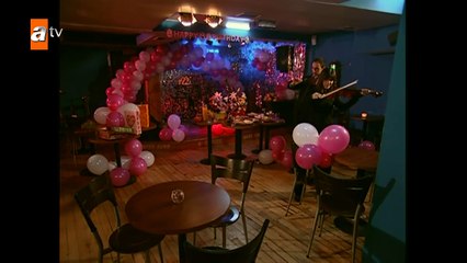 Selenanın doğum günü by Scott Haney