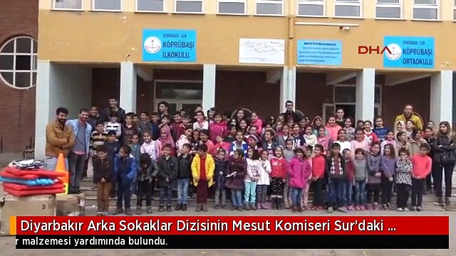 Diyarbakır Arka Sokaklar Dizisinin Mesut Komiseri Sur'daki Çocukları Sevindirdi