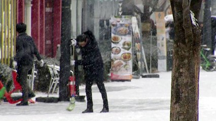 [날씨] 더 악화된 수능 날씨...영하권 추위에 눈까지 / YTN