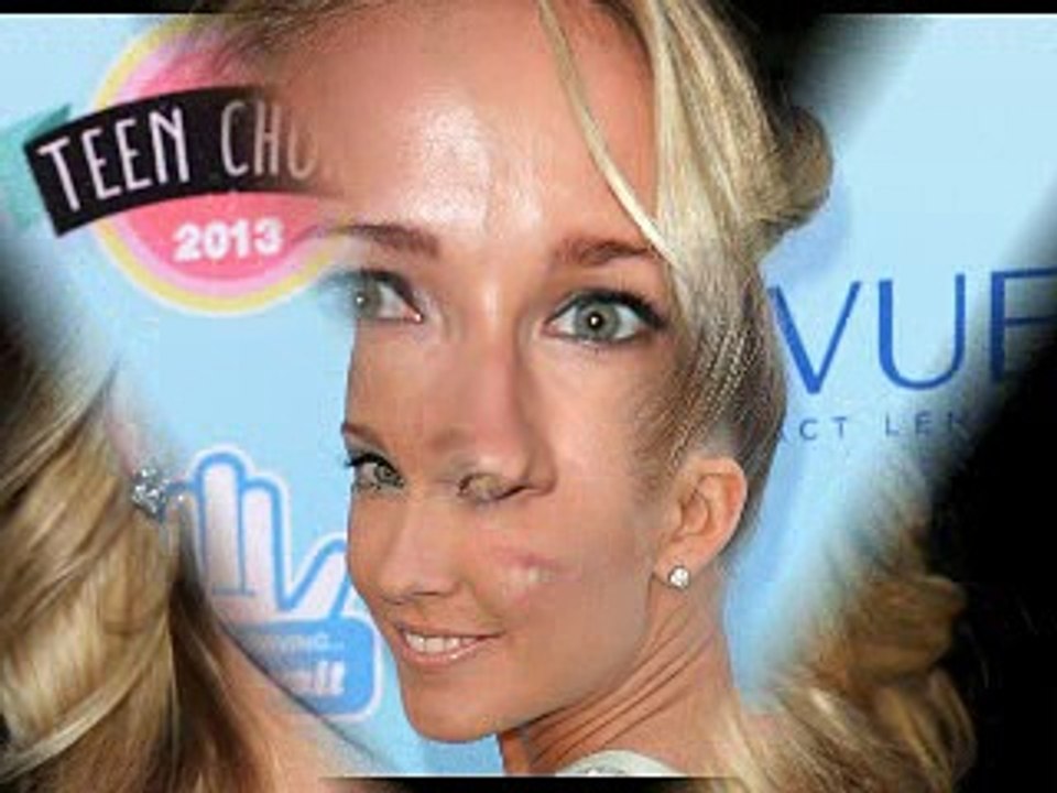 Anna Camp