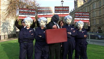 'Maybots' rally outside Parliament