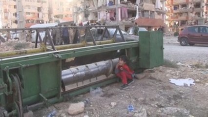 Los juegos alivian, pero no curan los traumas infantiles del seísmo en Irán