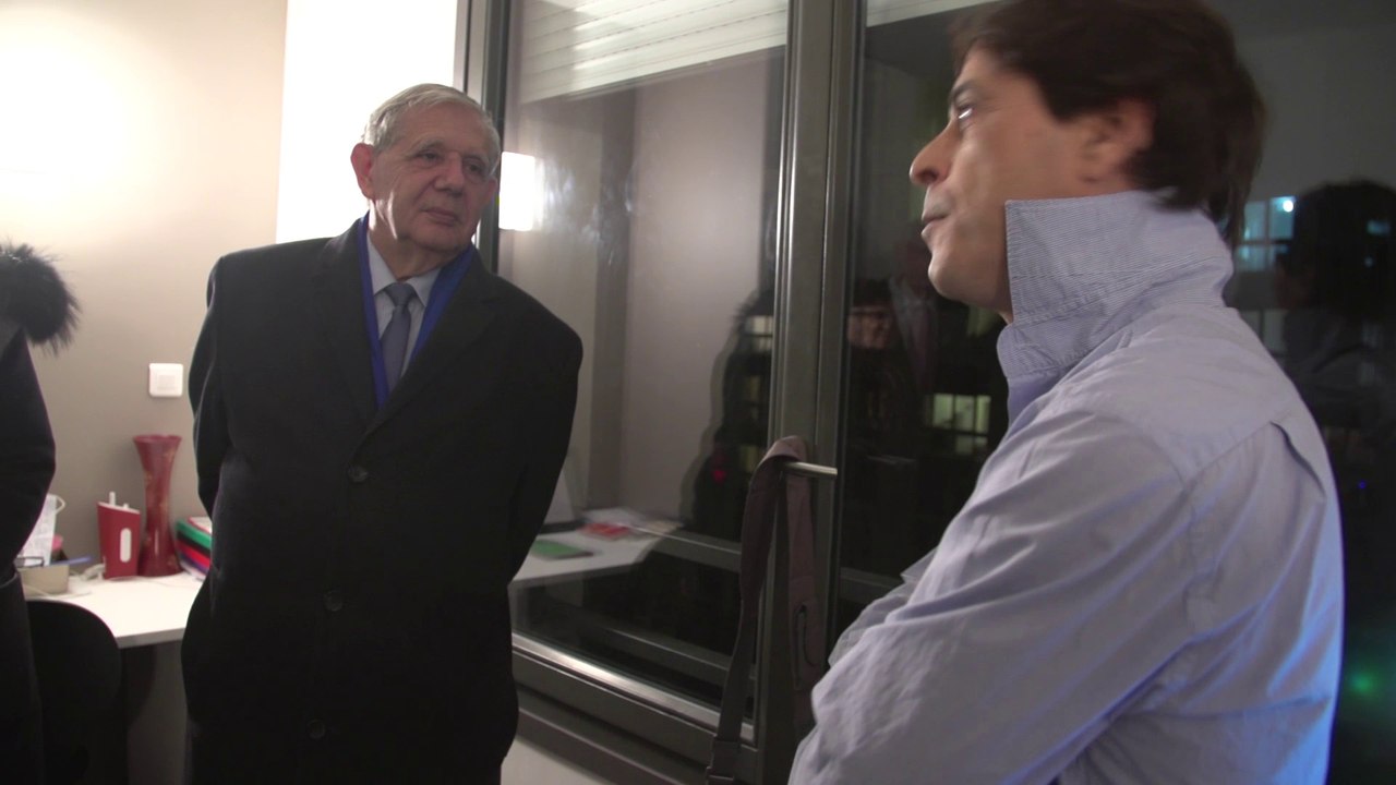 Jacques Mézard rencontre les résidents de la pe...