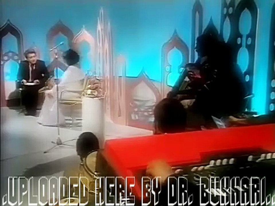 Noor Jehan LIVE on BBC Sanu Nehr Walay Pul Tay Bula Kay