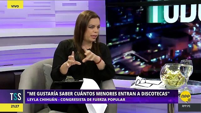 Leyla Chihuán se quiebra por muerte de voleibolista e implica a Yordy Reyna