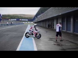 Sylvain Guintoli completes first Honda Superbike test